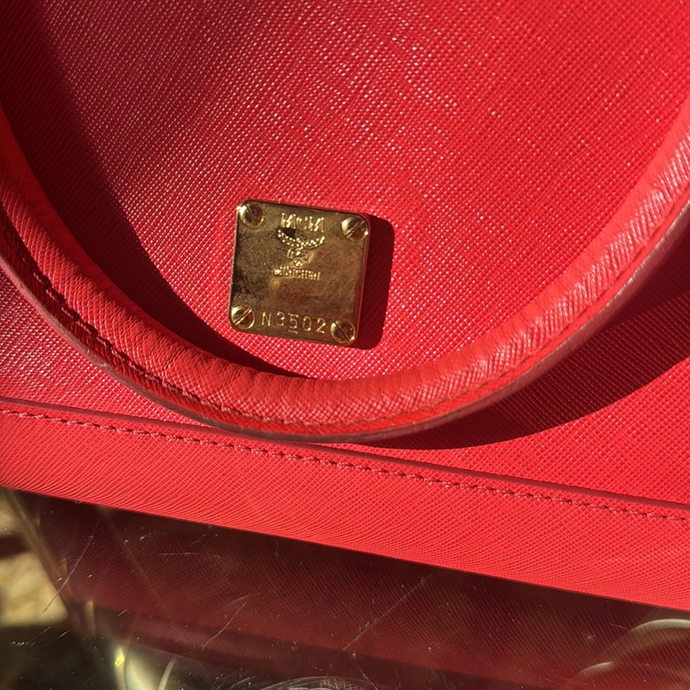 MCM crossbody Satchel - Picture 13 of 14